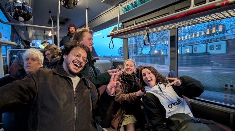 Afbeelding bij Tussen de data door: eenpansgerechten, karaoke en geredde spekkoek