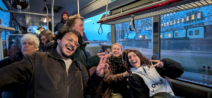 Afbeelding bij Tussen de data door: eenpansgerechten, karaoke en geredde spekkoek
